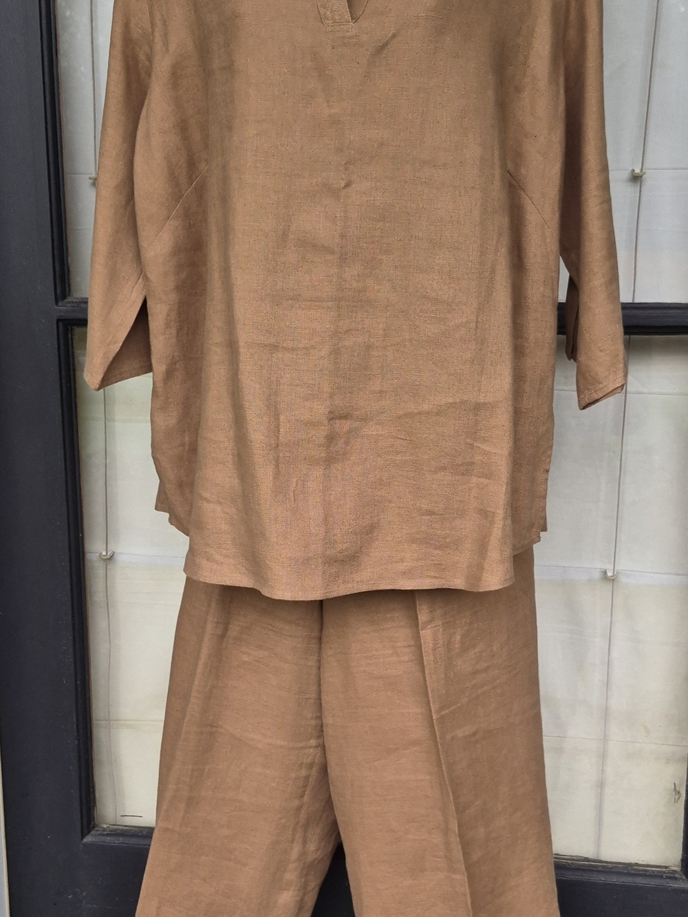 Paraphrase Women's Casual Linen Set in Warm Brown